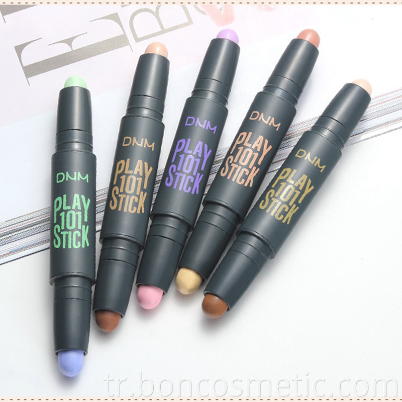 Highlighter makeup pen